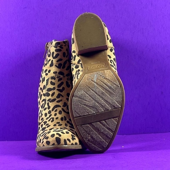 CARLOS by‎ Carlos Santana Leopard Print Ankle Booties Shoe Size 5.5 - Picture 6 of 9